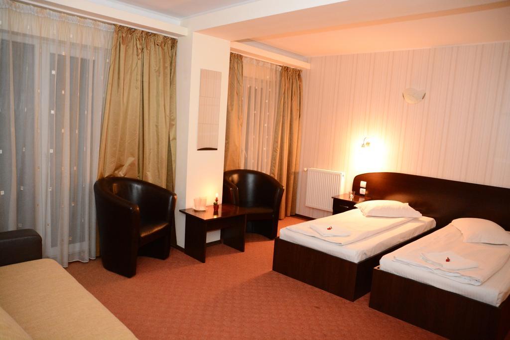 Hotel Art Montana Predeal Δωμάτιο φωτογραφία