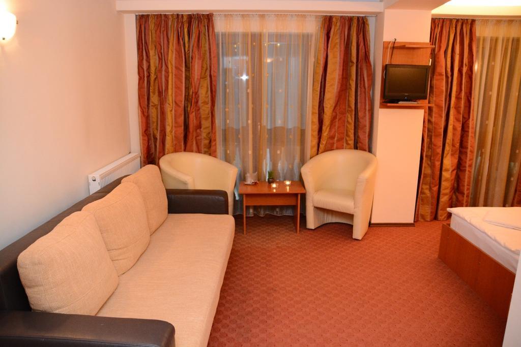 Hotel Art Montana Predeal Δωμάτιο φωτογραφία