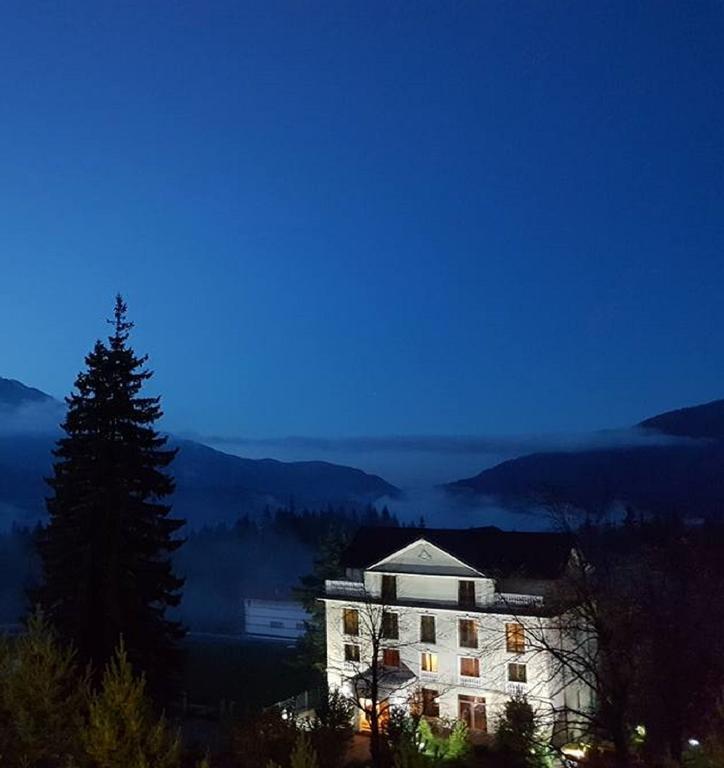 Hotel Art Montana Predeal Εξωτερικό φωτογραφία